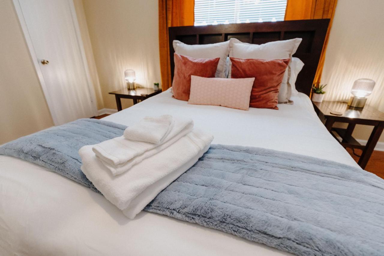 Centrally Located 3Br Overton Square Fast Wifi Free Parking Yes Pets Мемфис Экстерьер фото
